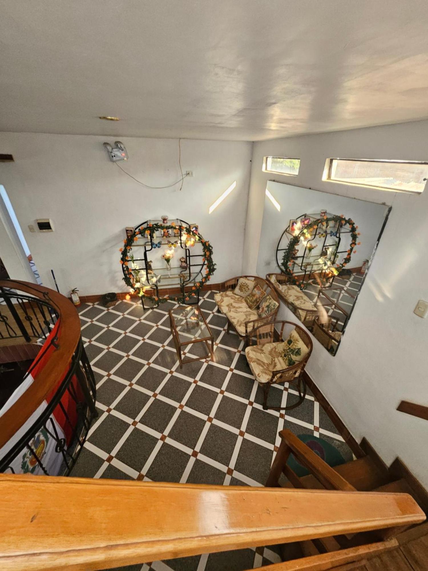 Отель Sarisa House Икитос Экстерьер фото